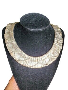 Vtg. Les Bernard Modernist Textured Cleopatra Collar Necklace